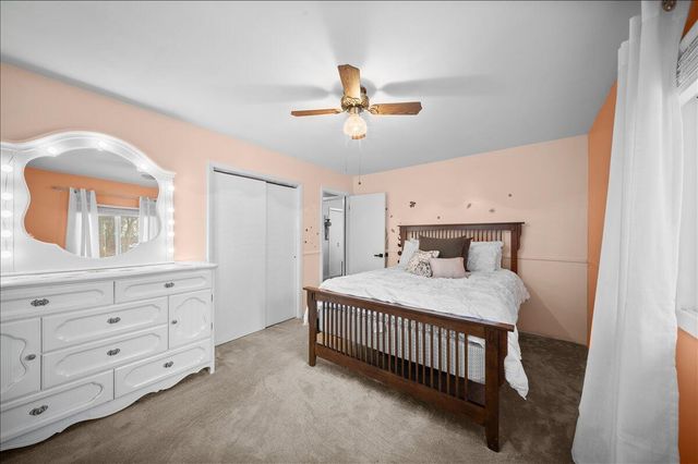 14815 Cross Lane, Spring Lake, MI 49456