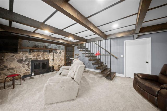 14815 Cross Lane, Spring Lake, MI 49456