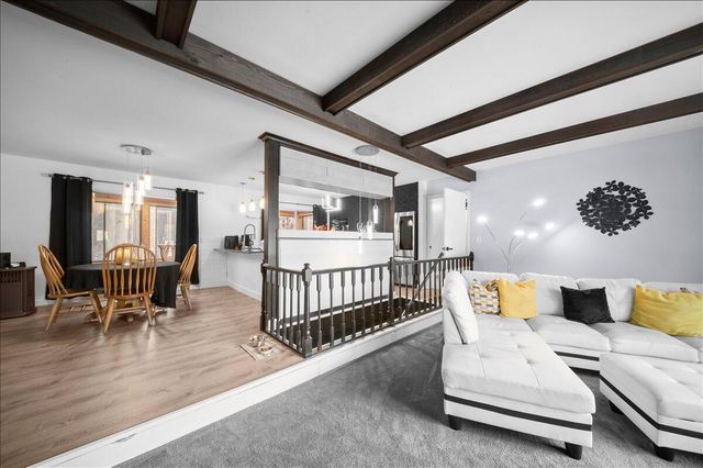 14815 Cross Lane, Spring Lake, MI 49456