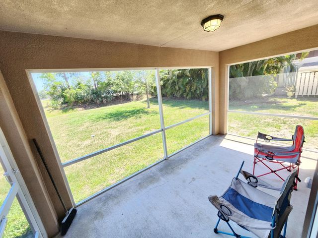 842 SE Walters Terrace, Port St. Lucie, Port St Lucie, FL 34983