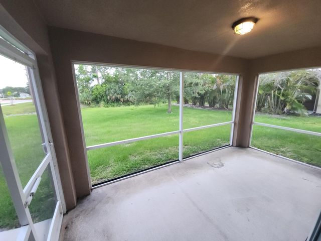 842 SE Walters Terrace, Port St. Lucie, Port St Lucie, FL 34983