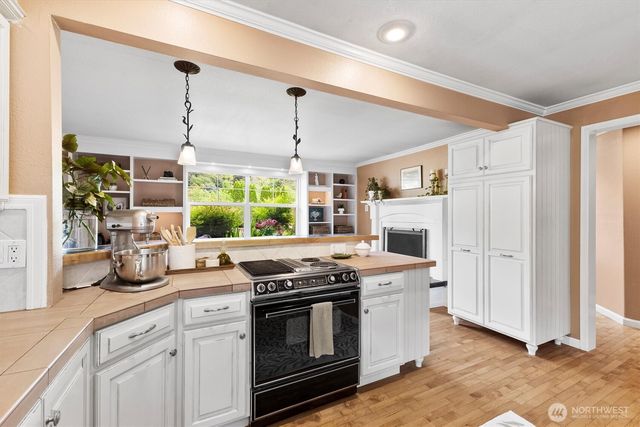 10311 Lundeen Parkway, Lake Stevens, WA 98258
