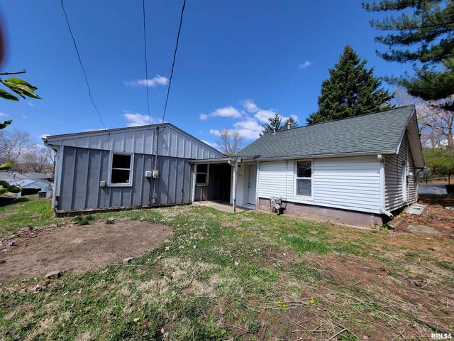 714 MONGE Avenue, Pekin, IL 61554