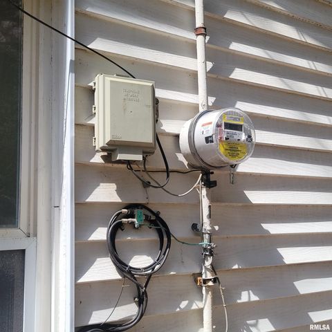 714 MONGE Avenue, Pekin, IL 61554