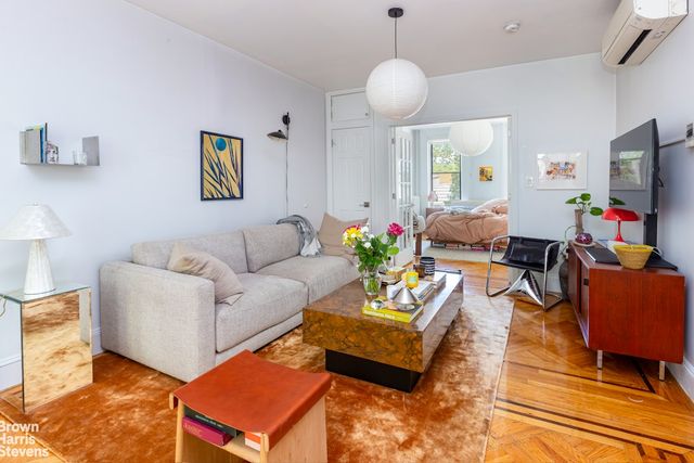 72 CONSELYEA Street, New York City, NY 11211