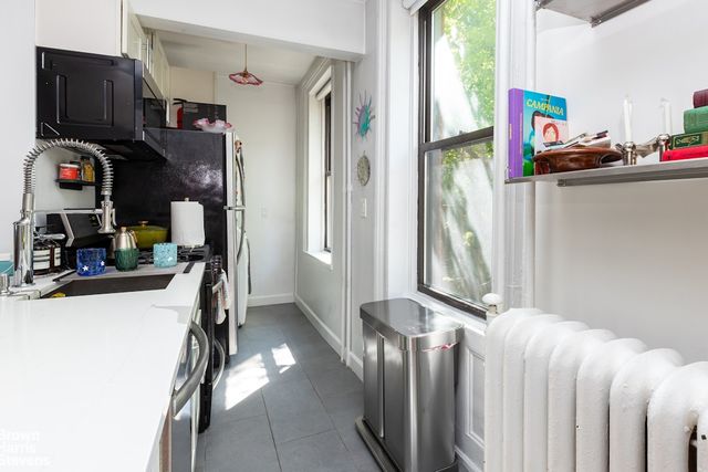 72 CONSELYEA Street, New York City, NY 11211