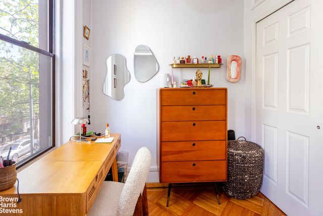 72 CONSELYEA Street, New York City, NY 11211
