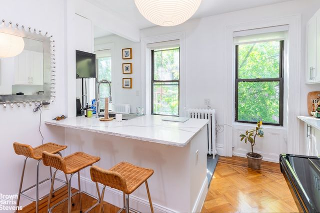 72 CONSELYEA Street, New York City, NY 11211