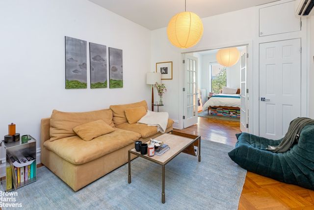 72 CONSELYEA Street, New York City, NY 11211