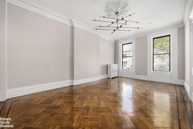72 CONSELYEA Street, New York City, NY 11211
