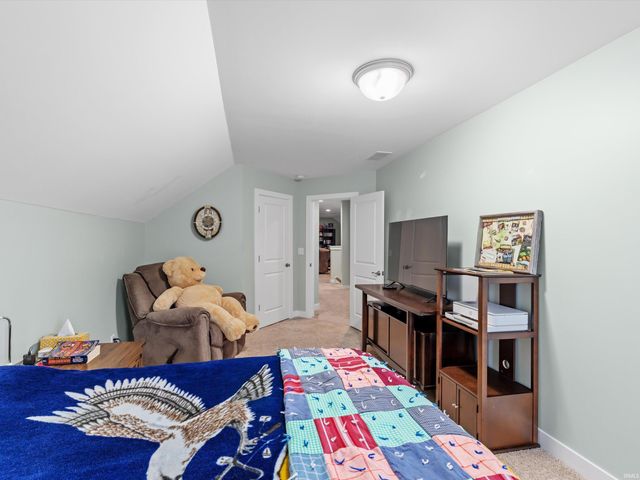 5540 Brompton Drive, Newburgh, IN 47630