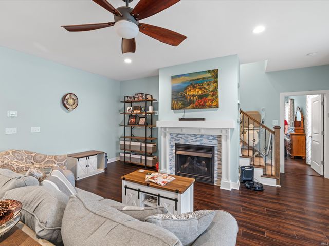 5540 Brompton Drive, Newburgh, IN 47630
