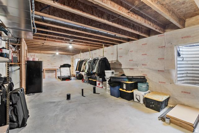 1395 E KELSEY DR, Eagle Mountain, UT 84005