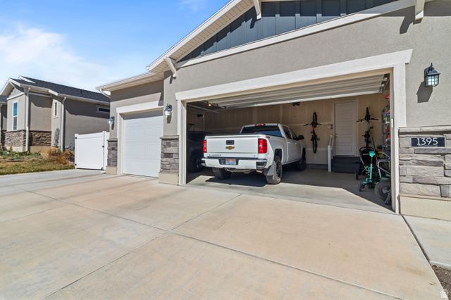 1395 E KELSEY DR, Eagle Mountain, UT 84005