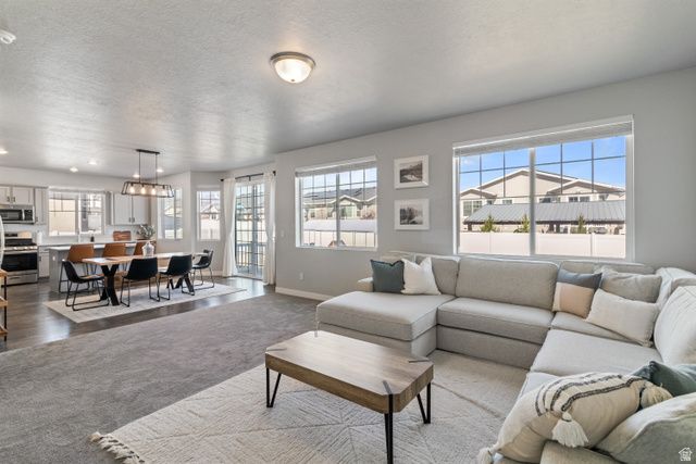 1395 E KELSEY DR, Eagle Mountain, UT 84005