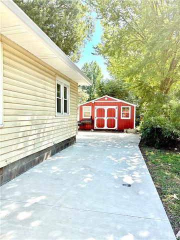 1913 S Broadway Street, Pittsburg, KS 66762