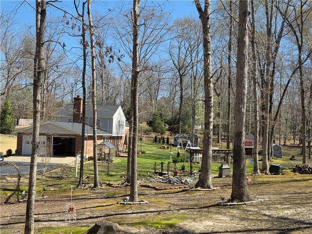 404 Bunker CIR, Sandston, VA 23150