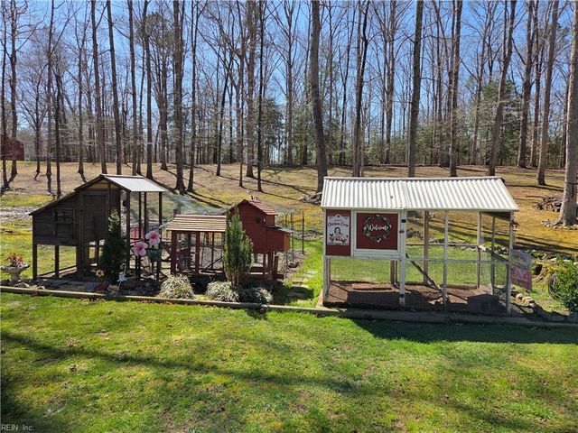 404 Bunker CIR, Sandston, VA 23150