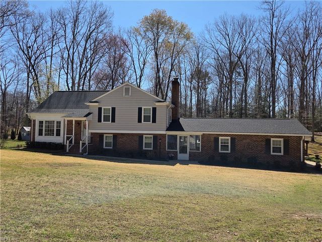 404 Bunker CIR, Sandston, VA 23150