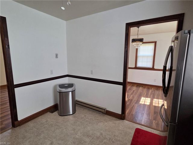 404 Bunker CIR, Sandston, VA 23150