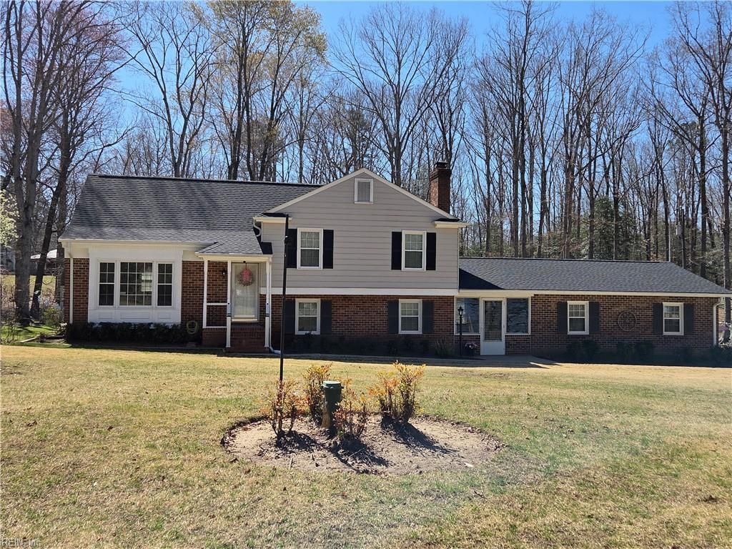 404 Bunker CIR, Sandston, VA 23150