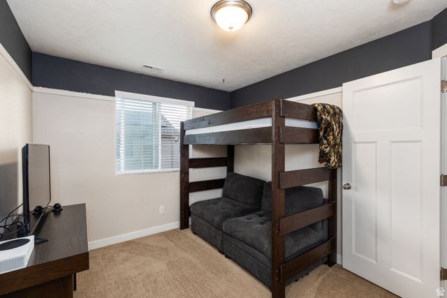 1083 W STONEHAVEN DR, North Salt Lake, UT 84054