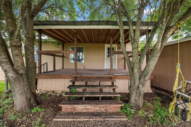 360 Shady Oaks DR A, Kyle, TX 78640