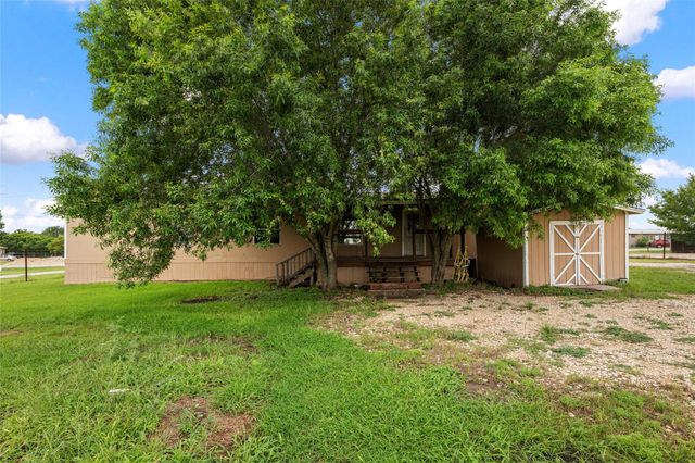 360 Shady Oaks DR A, Kyle, TX 78640