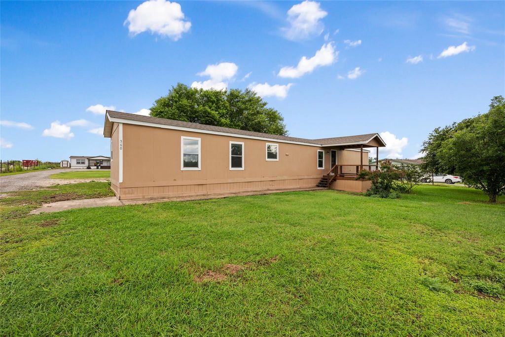 360 Shady Oaks DR A, Kyle, TX 78640