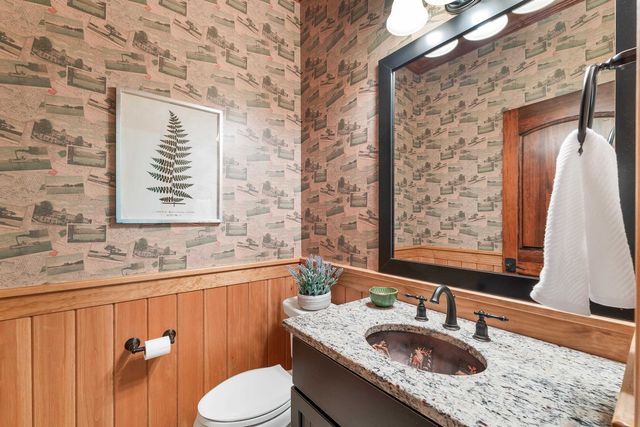 44 Pease Road, Meredith, NH 03253