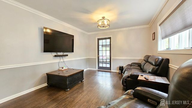 256 South 8th Avenue, Highland Park, NJ 08904