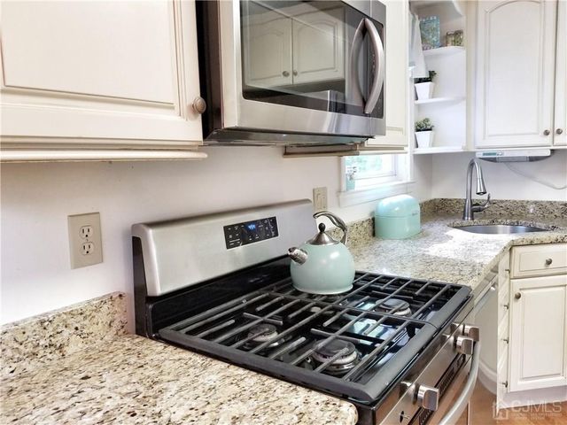 256 South 8th Avenue, Highland Park, NJ 08904