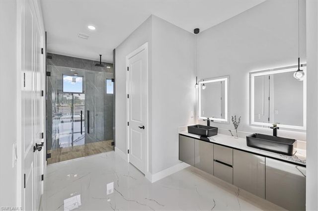 1202 NE 6th AVE, Cape Coral, FL 33909