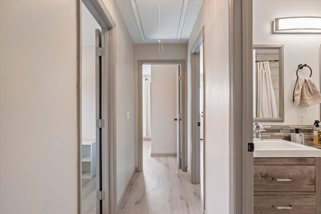 1413 Winthorne Dr, Nashville, TN 37217