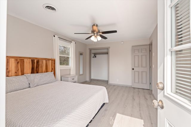 1413 Winthorne Dr, Nashville, TN 37217