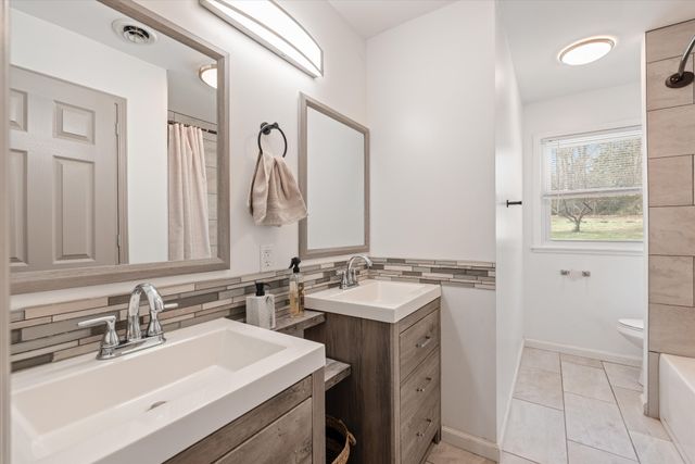 1413 Winthorne Dr, Nashville, TN 37217