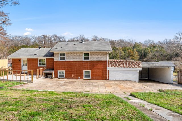 1413 Winthorne Dr, Nashville, TN 37217