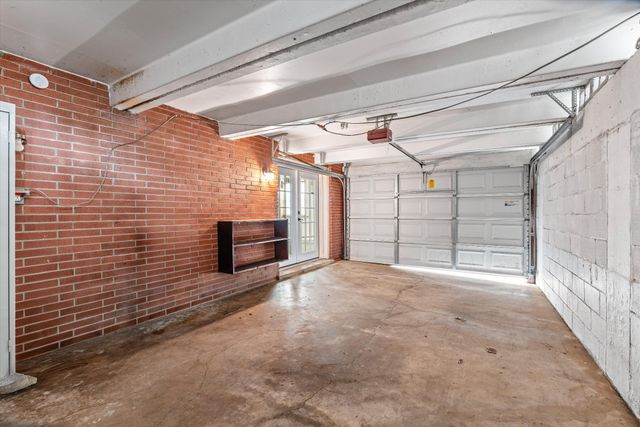 1413 Winthorne Dr, Nashville, TN 37217