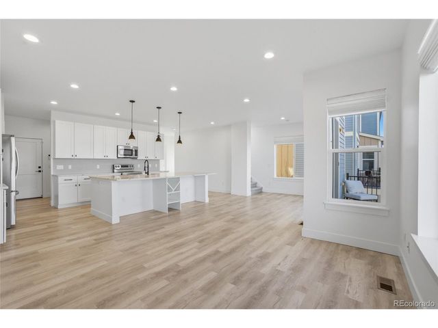 9641 E Idaho Pl, Aurora, CO 80247