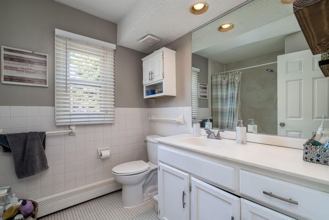 10940 Pioneer Drive, Burnsville, MN 55337