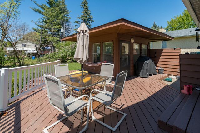 10940 Pioneer Drive, Burnsville, MN 55337
