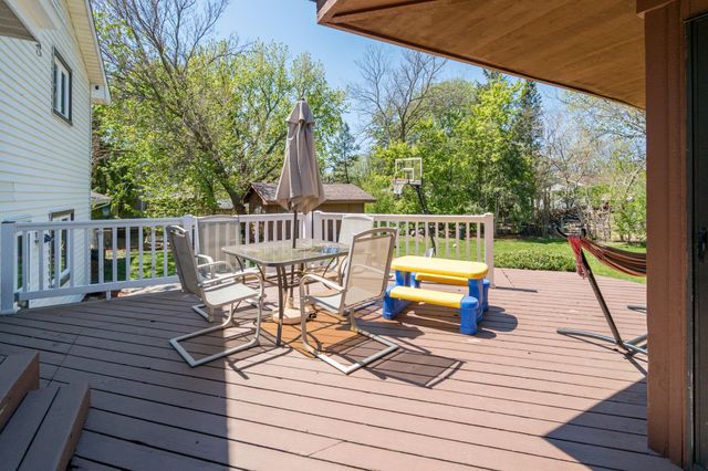 10940 Pioneer Drive, Burnsville, MN 55337