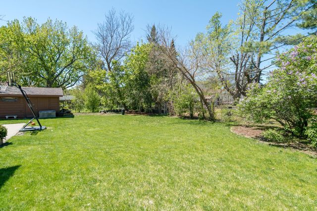 10940 Pioneer Drive, Burnsville, MN 55337