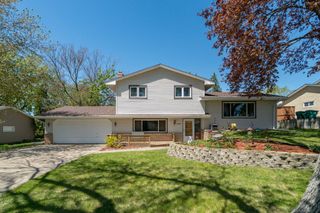 10940 Pioneer Drive, Burnsville, MN 55337
