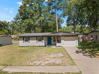 3915 Sabine, Texarkana, TX 75503