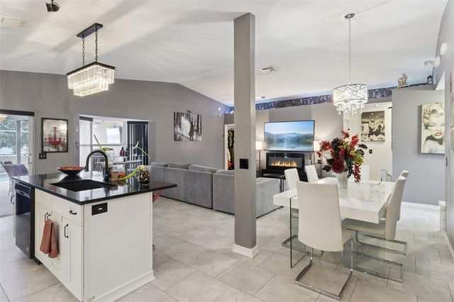 8602 WELLINGTON LOOP, Kissimmee, FL 34747