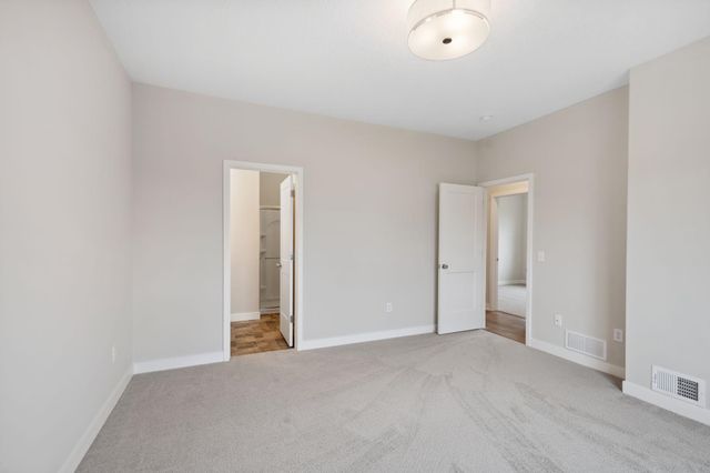 2701 213th Street W, Farmington, MN 55024