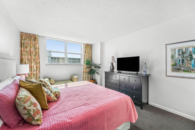 3540 S Ocean Boulevard 601, South Palm Beach, FL 33480