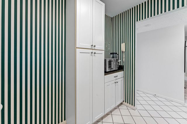 3540 S Ocean Boulevard 601, South Palm Beach, FL 33480