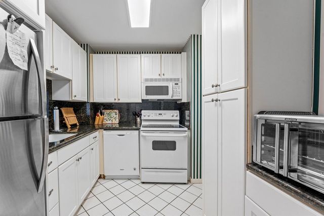 3540 S Ocean Boulevard 601, South Palm Beach, FL 33480